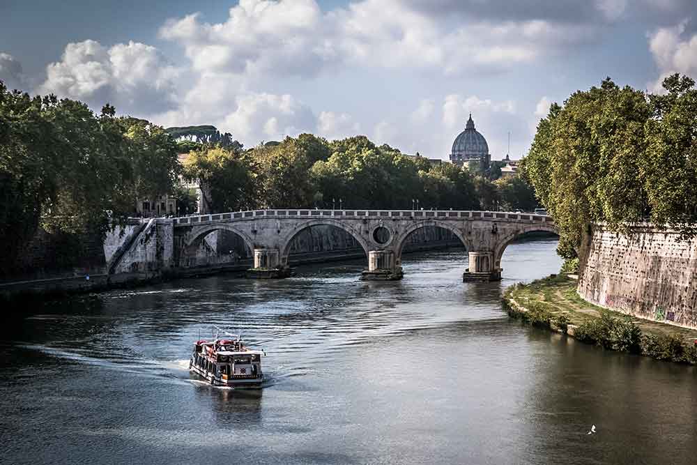 Visite en petit groupe du Colisée souterrain et de la Rome antique